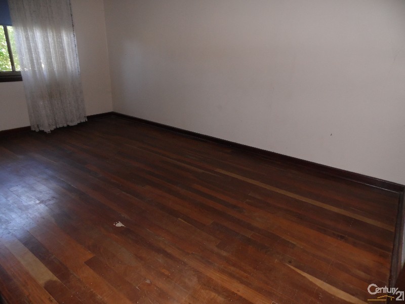 2 Dyinda Street, Carey Park WA 6230