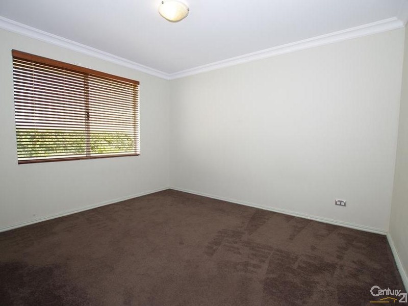 42 Gutmann Pathway, Dalyellup WA 6230