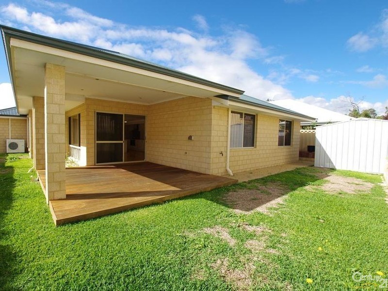42 Gutmann Pathway, Dalyellup WA 6230