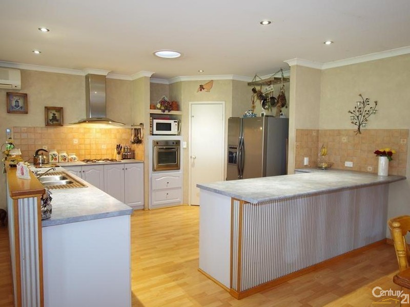 105 Hackett Street, Cookernup WA 6220