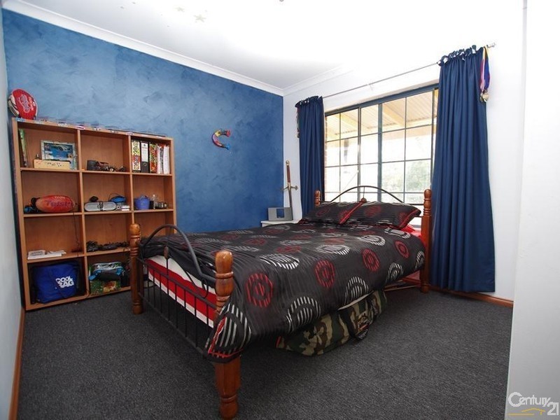 105 Hackett Street, Cookernup WA 6220