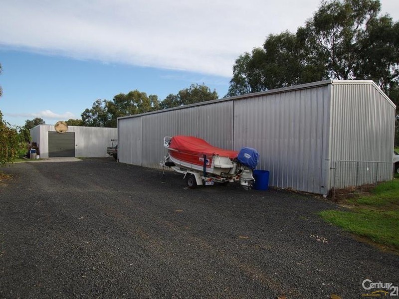 105 Hackett Street, Cookernup WA 6220