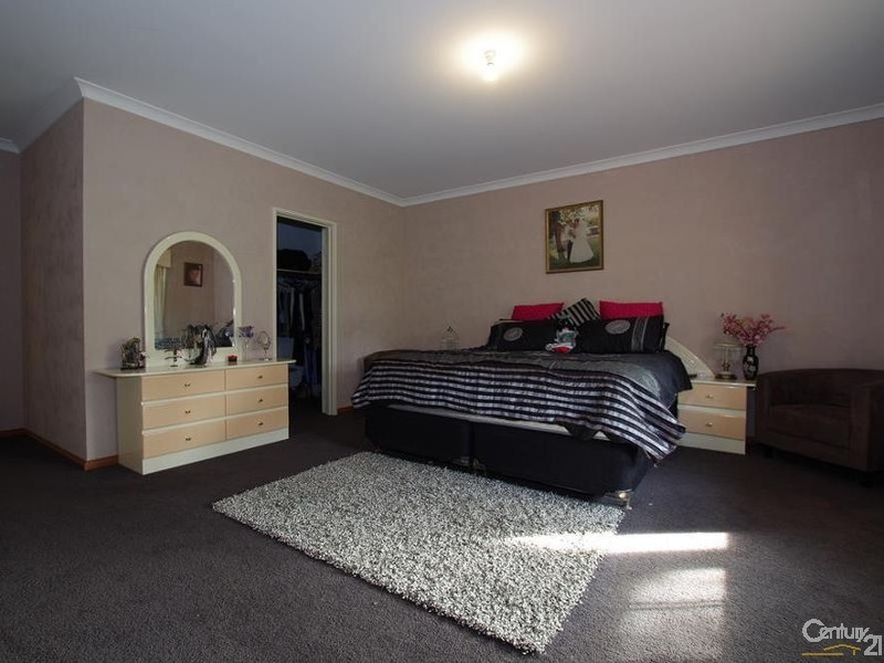 105 Hackett Street, Cookernup WA 6220