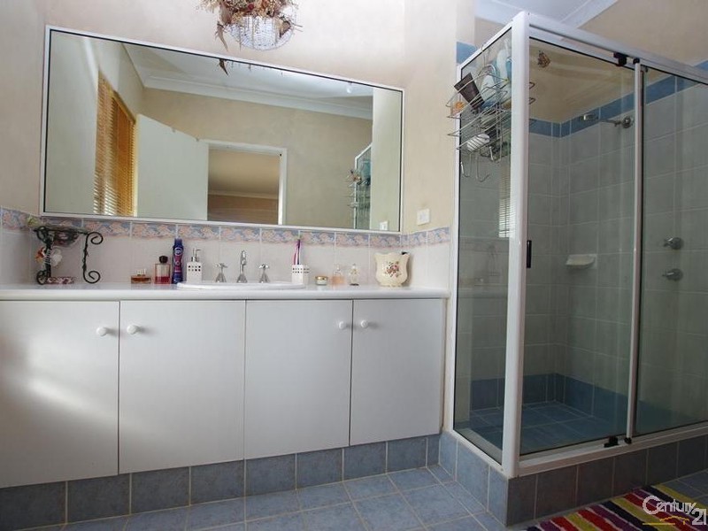 105 Hackett Street, Cookernup WA 6220