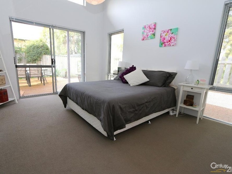 4 Dunsborough Lakes Drive, Dunsborough WA 6281