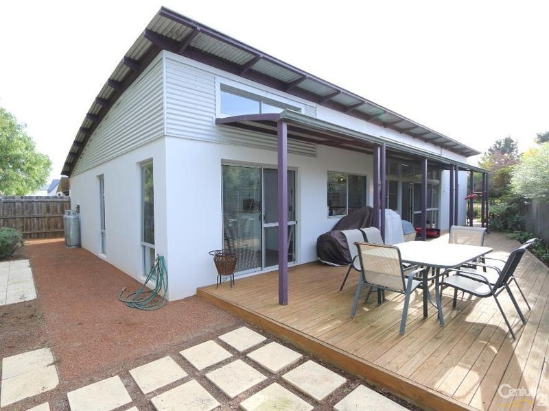 4 Dunsborough Lakes Drive, Dunsborough WA 6281