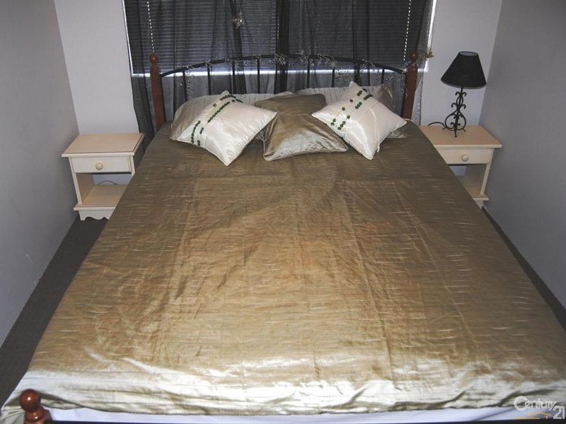 1/16 Mistletoe Court, Glen Iris WA 6230