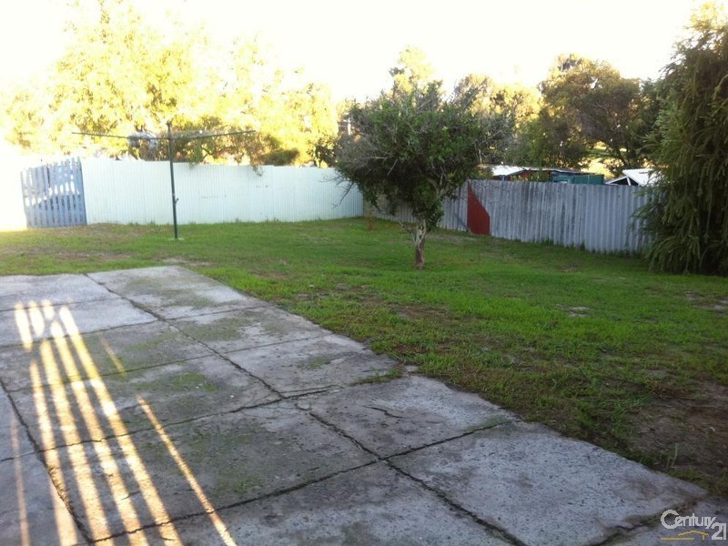 14 Steere Street, Collie WA 6225