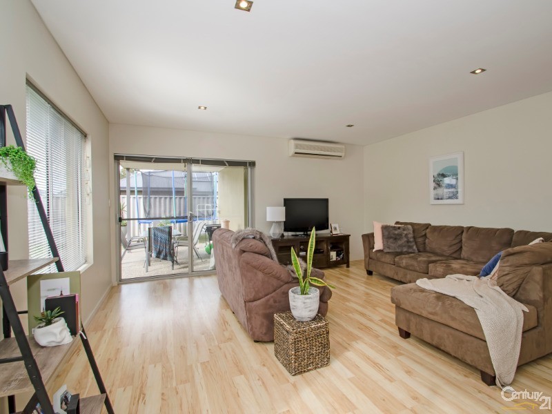 2/7 Ballarat Court, Eaton WA 6232