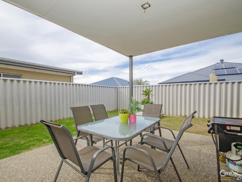 2/7 Ballarat Court, Eaton WA 6232