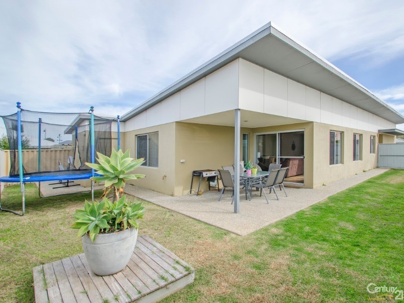 2/7 Ballarat Court, Eaton WA 6232