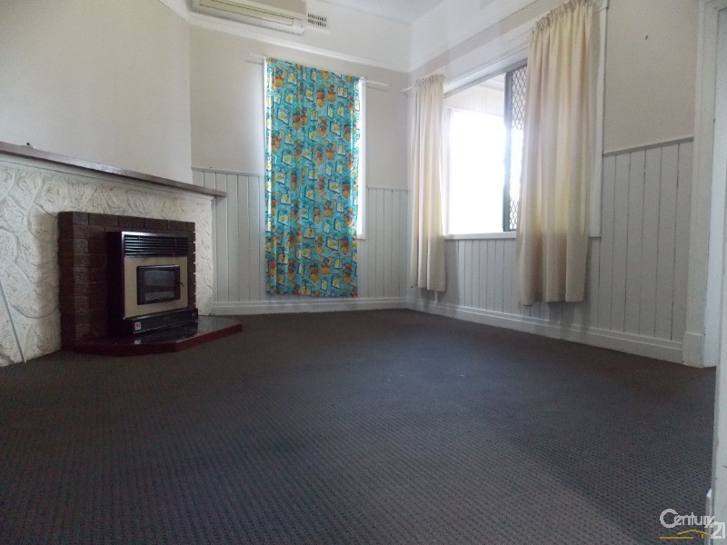 14 Jones Street, Collie WA 6225