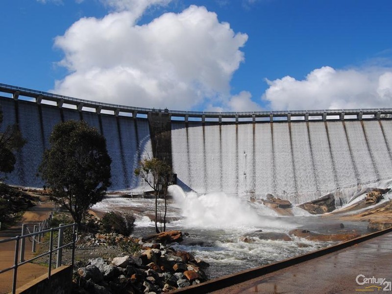 14 Irwin Street, Collie WA 6225