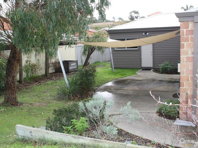 21 Naturaliste Avenue, Usher WA 6230