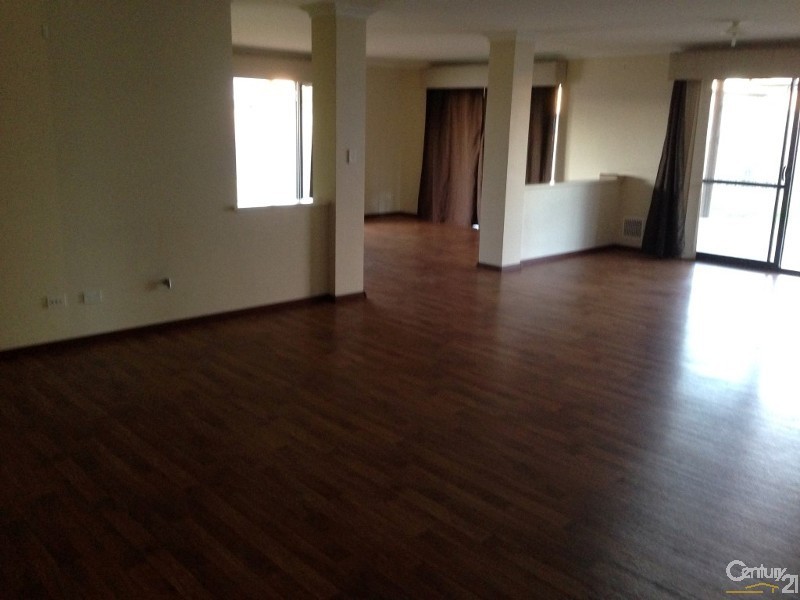 75 Barton Drive, Australind WA 6233