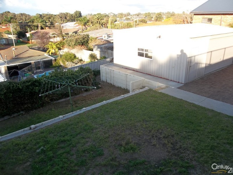 48 Hoylake Avenue, South Bunbury WA 6230