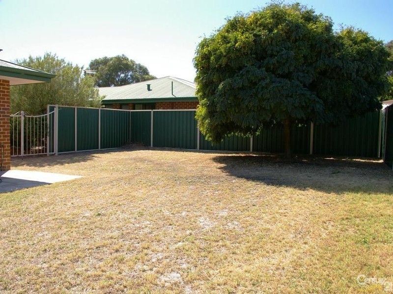 6/6 Forrest Road, Capel WA 6271