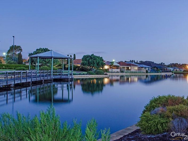 6 Willis Cove, Pelican Point WA 6230