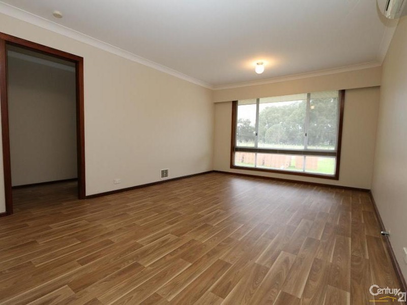 25 Lucy Victoria Avenue, Australind WA 6233