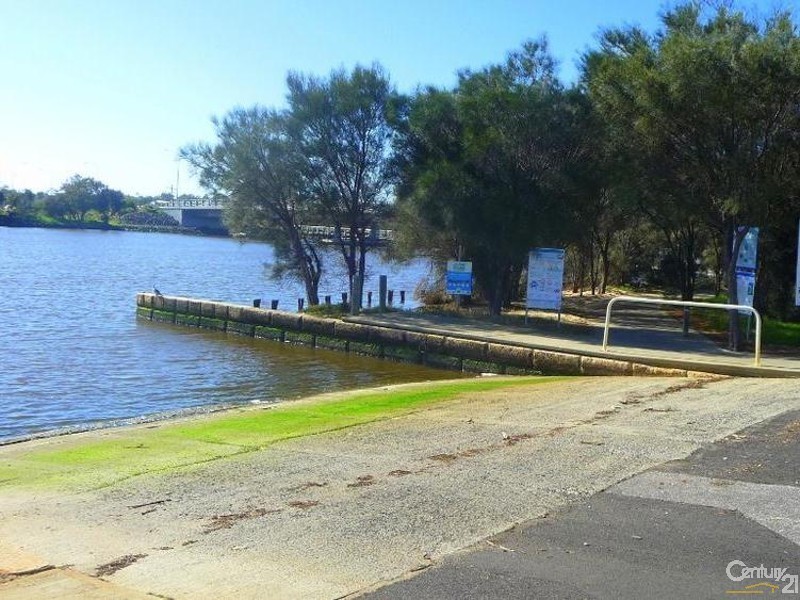 25 Lucy Victoria Avenue, Australind WA 6233