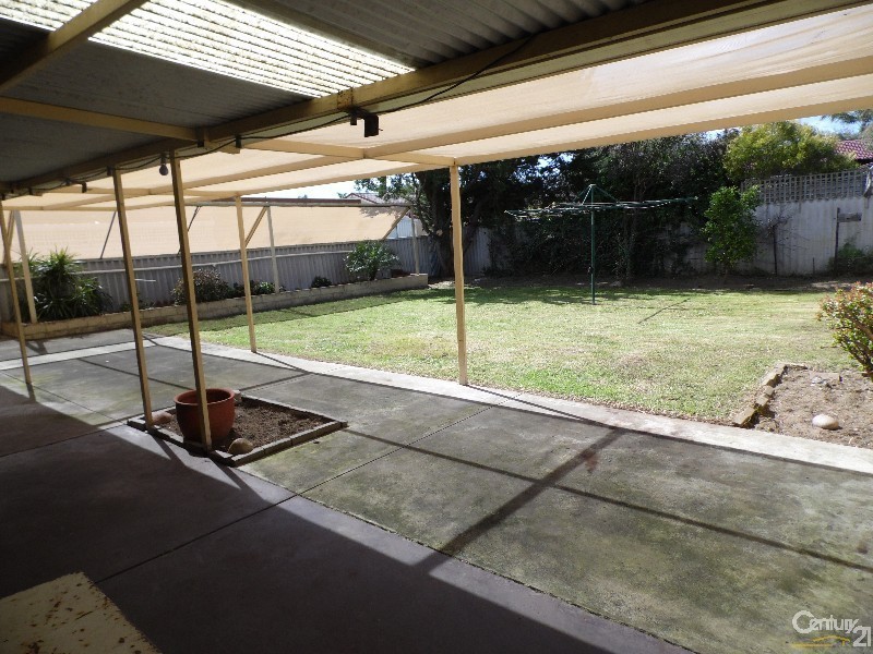 9 Benjamin Street, Withers WA 6230