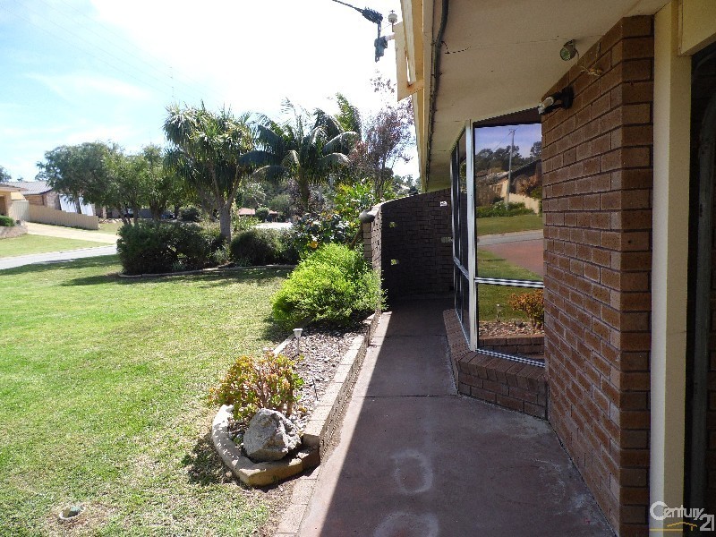 9 Benjamin Street, Withers WA 6230