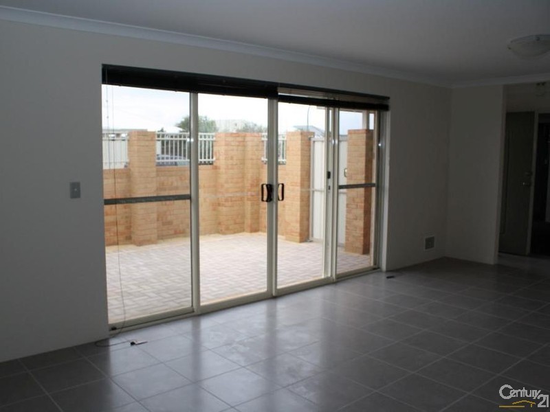 2C Lunar Avenue, Australind WA 6233