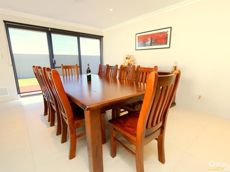 10 Libra Way, Australind WA 6233