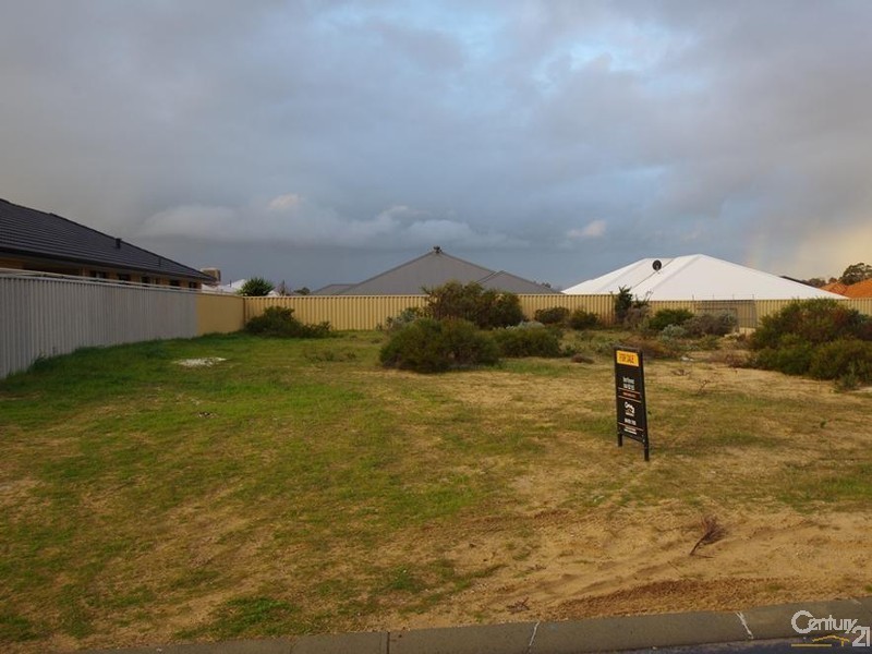 13 Rodondo Street, Dalyellup WA 6230