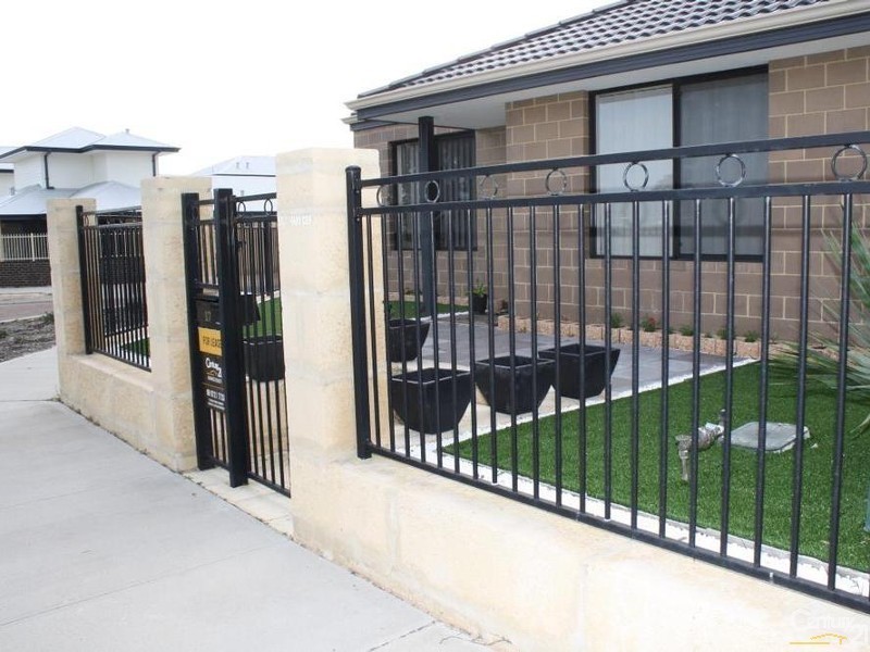 17 Tiffany Centre, Dalyellup WA 6230