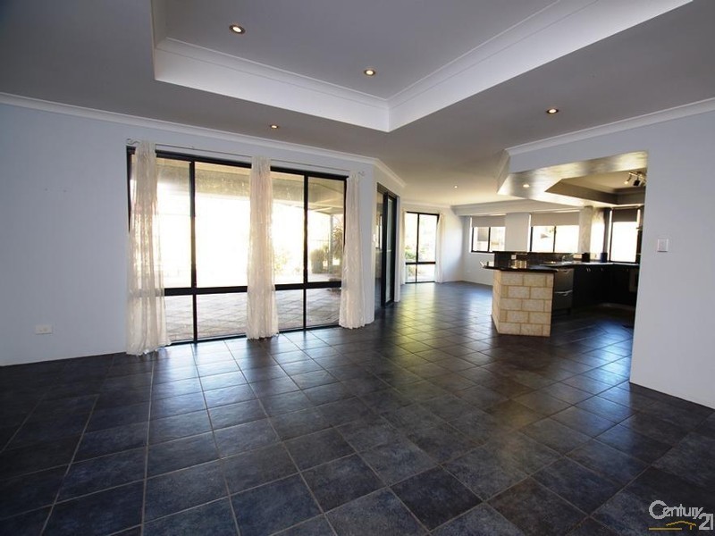 31 Daablone Vista, Dalyellup WA 6230