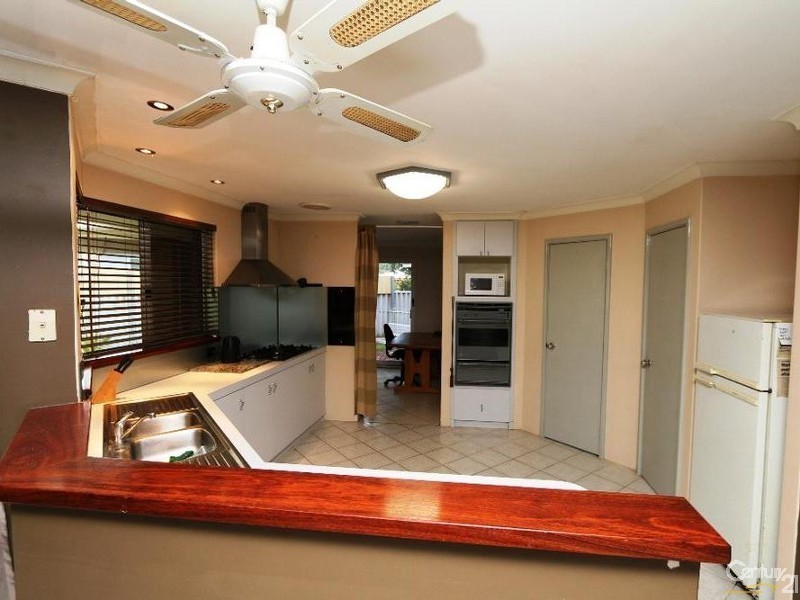 11 Christopher Way, Boyanup WA 6237