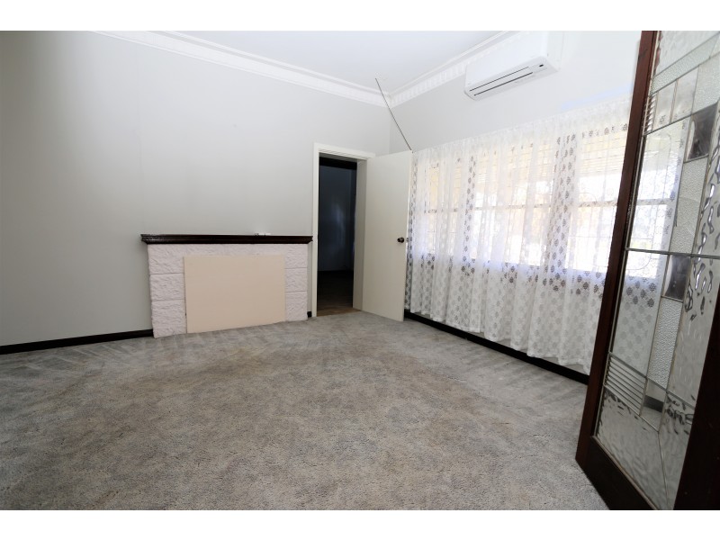 51 Gibbs Street, Carey Park WA 6230