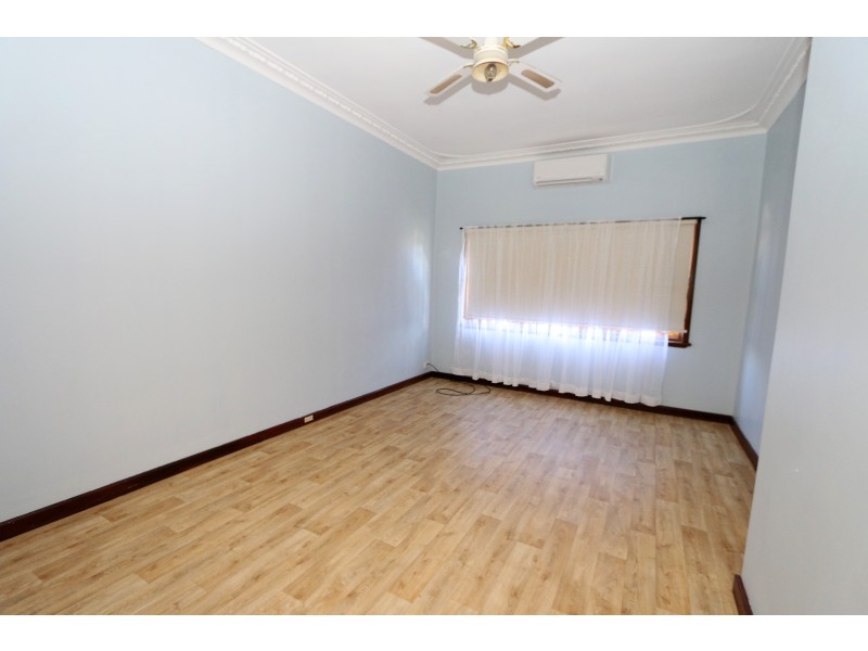 51 Gibbs Street, Carey Park WA 6230