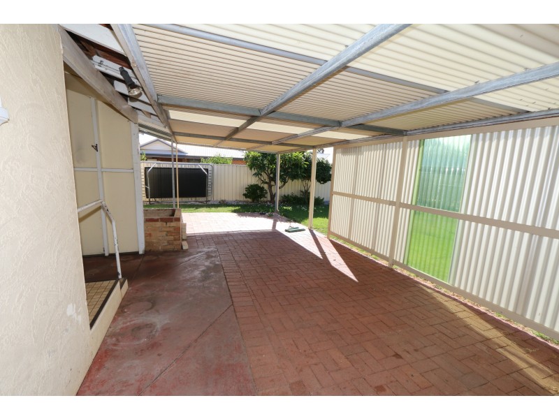 51 Gibbs Street, Carey Park WA 6230