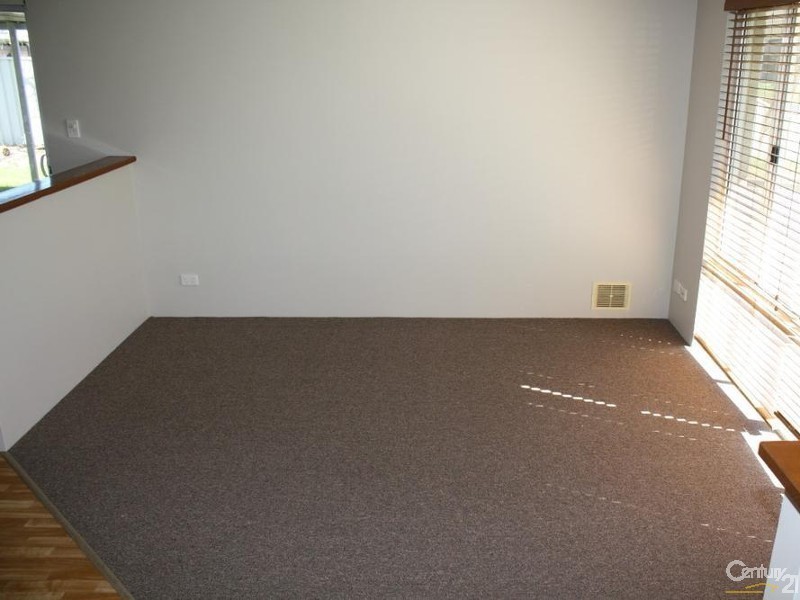 24 Deakin Elbow, Eaton WA 6232