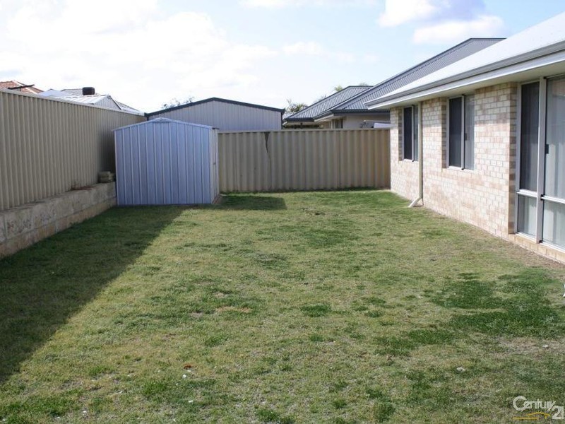 52 Chisholm Road, Dalyellup WA 6230