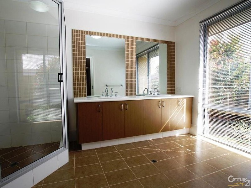 34 Nicolay Approach, Dalyellup WA 6230