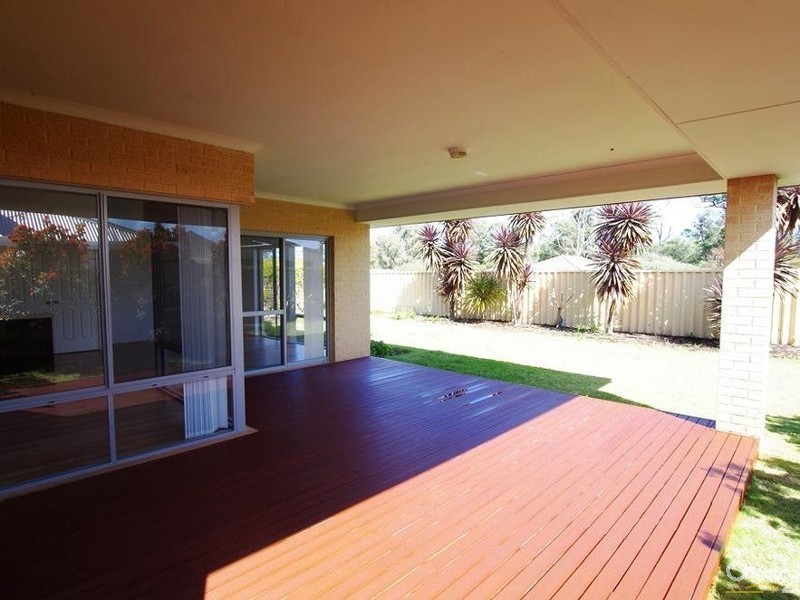 34 Nicolay Approach, Dalyellup WA 6230