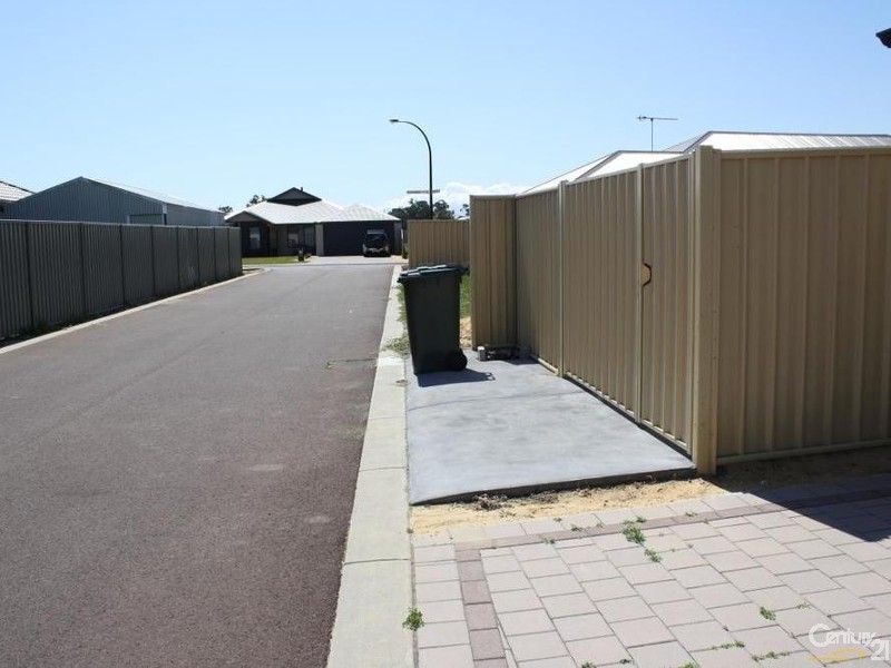 340 Parade Road, Dalyellup WA 6230