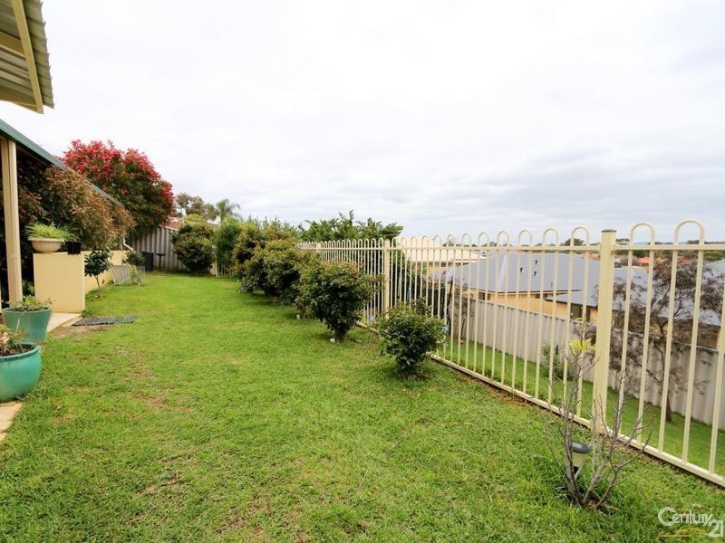 20 Parkfield Way, Australind WA 6233