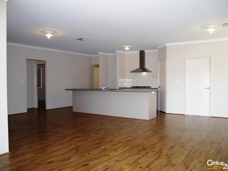 15 Edwinstone Close, Dalyellup WA 6230