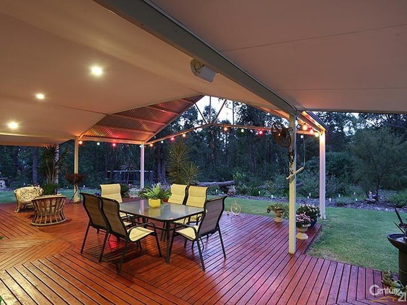 52 Armstrong Street, Boyanup WA 6237