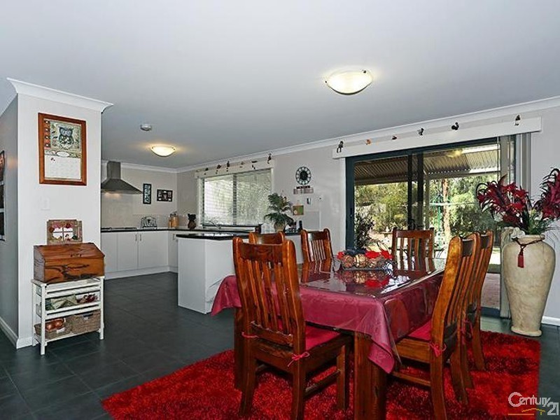 52 Armstrong Street, Boyanup WA 6237