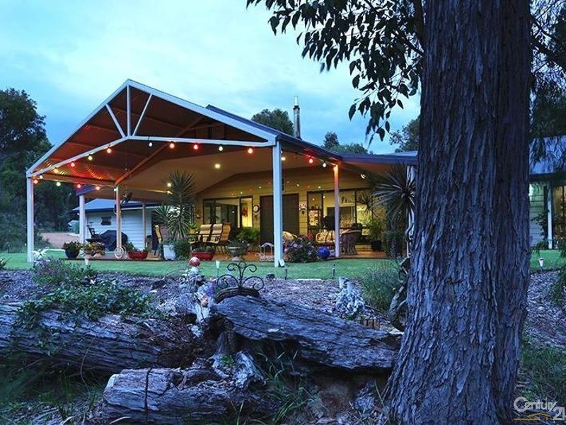 52 Armstrong Street, Boyanup WA 6237