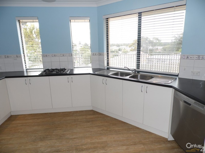 5 Trafalgar Rise, Australind WA 6233