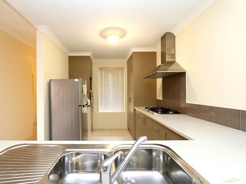 28c Lowe Street, Carey Park WA 6230