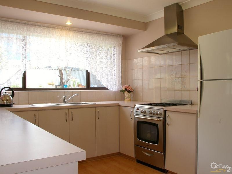 3 Becher Place, Australind WA 6233