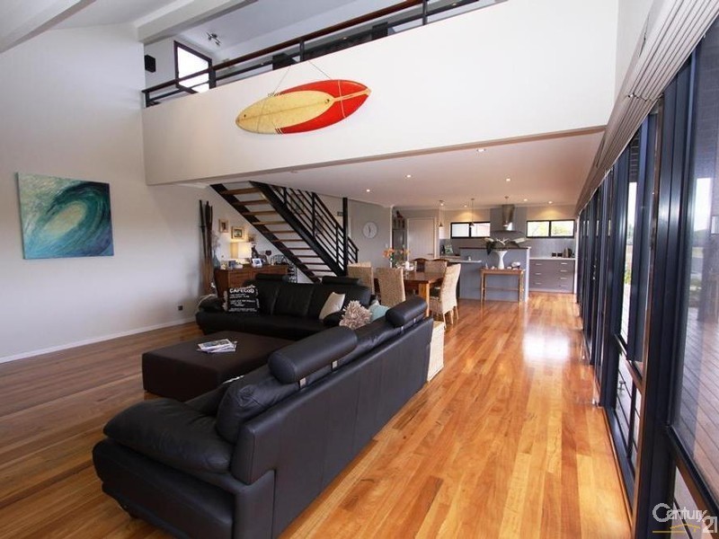 3 Naroona Drive, Dalyellup WA 6230