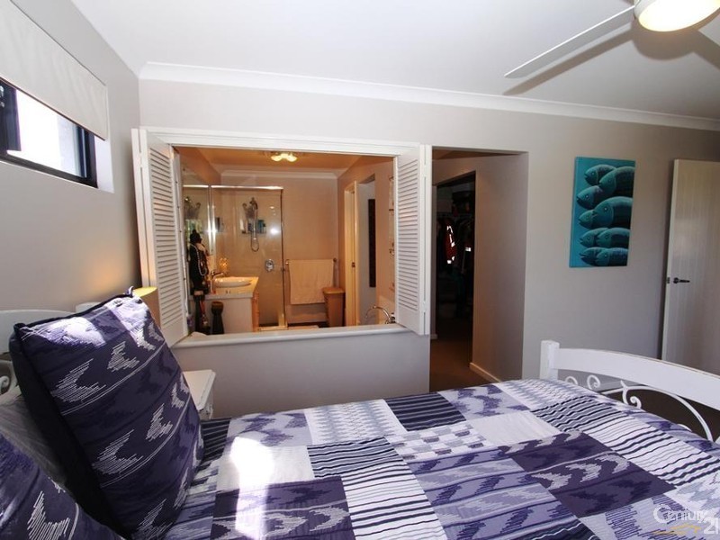 3 Naroona Drive, Dalyellup WA 6230